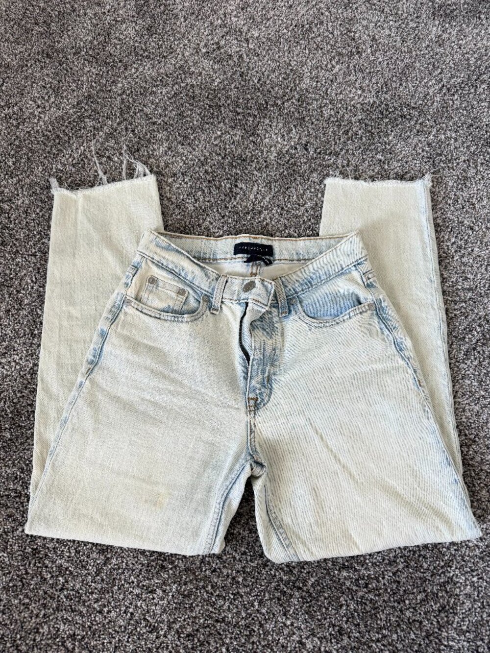 2 AERO Stretch Mom Jeans